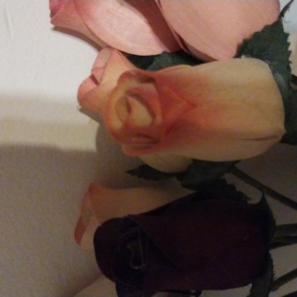 Wood Roses - Picture 3 of 3